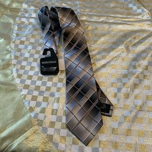 Mario Ferrari 100% silk men's tie